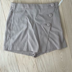 Babaton skort 4
